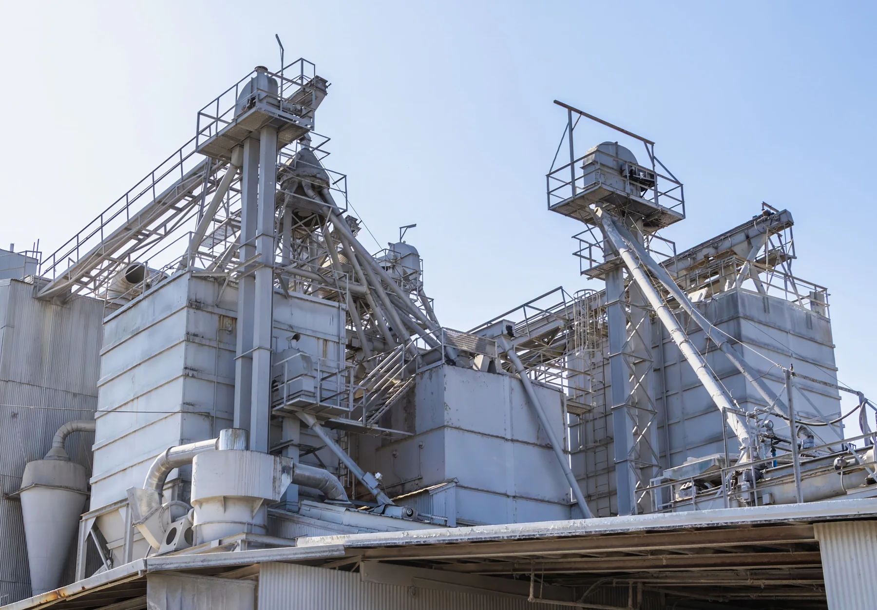Cement production infrastructure